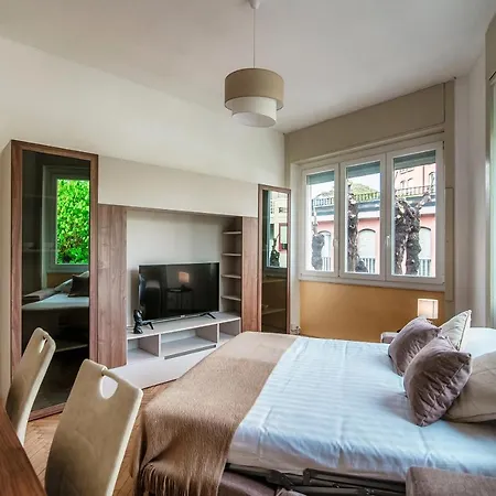 Joivy Superb Family Flat In Perfect Centre Como