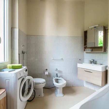 Joivy Superb Family Flat In Perfect Centre Como