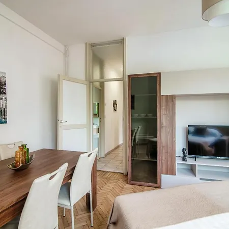 Joivy Superb Family Flat In Perfect Centre Apartamento Como